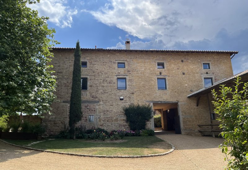 1753182870746_03-LA GLANDE appartement - façade principale7.jpeg